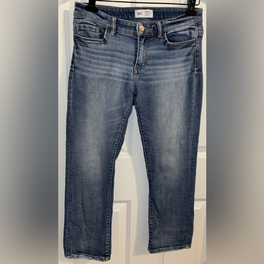 BKE Payton cropped universal-midrise 27 , good condition with minor cuff frays